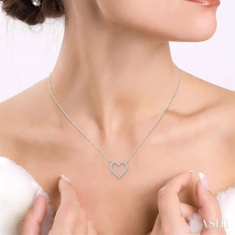 1/6 Ctw Heart Shape Round Cut Diamond Necklace in 10K White Gold