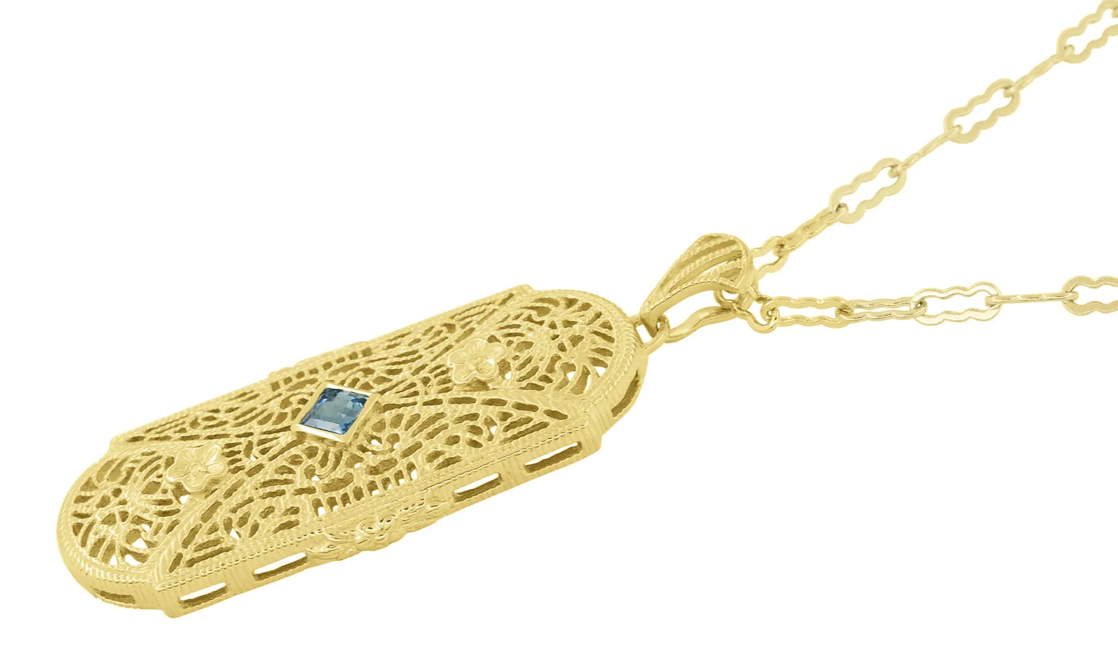 1920's Filigree Art Deco Aquamarine Pendant Necklace in Sterling Silver with Yellow Gold Vermeil