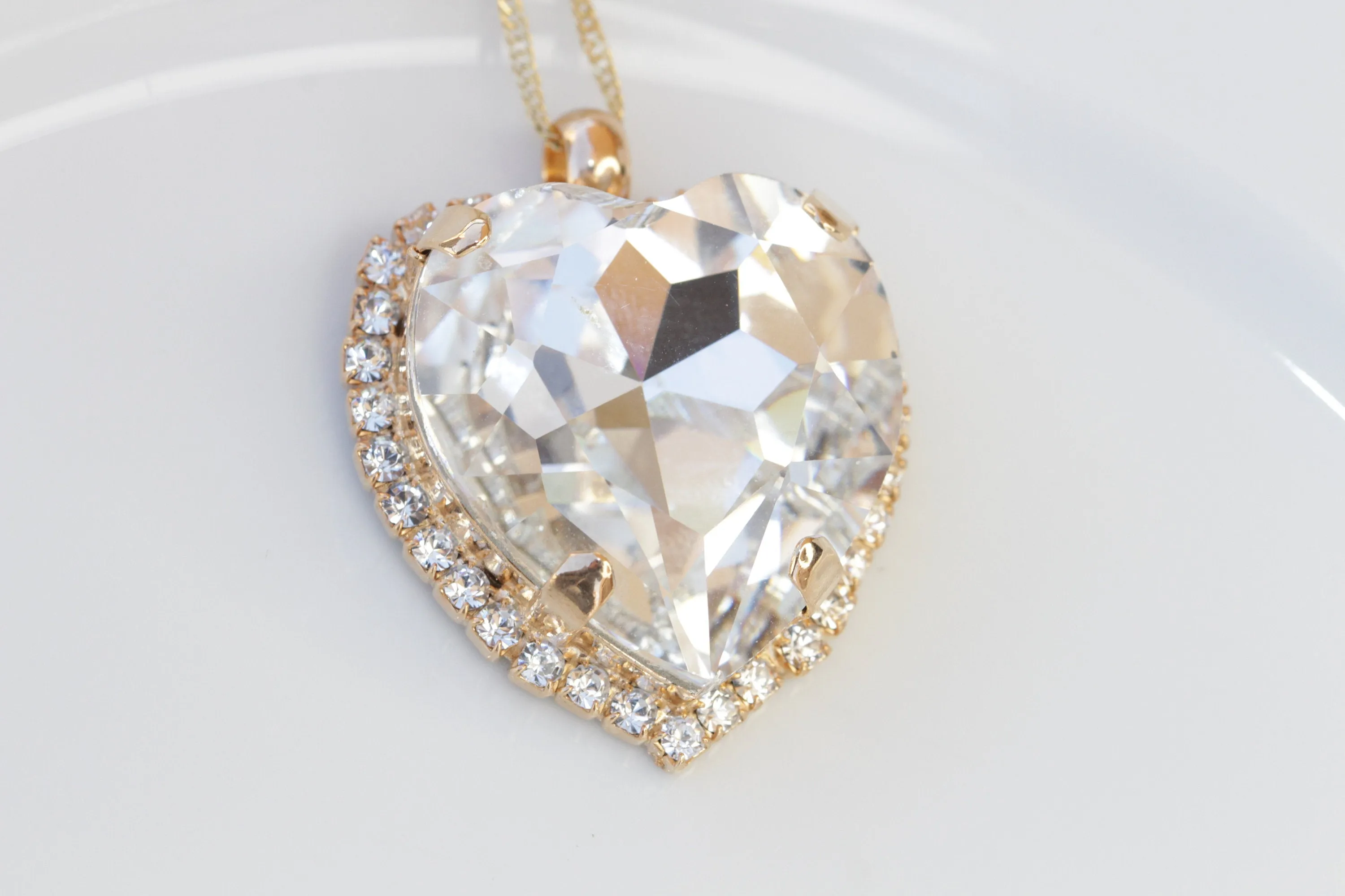 CLEAR Crystal HEART NECKLACE