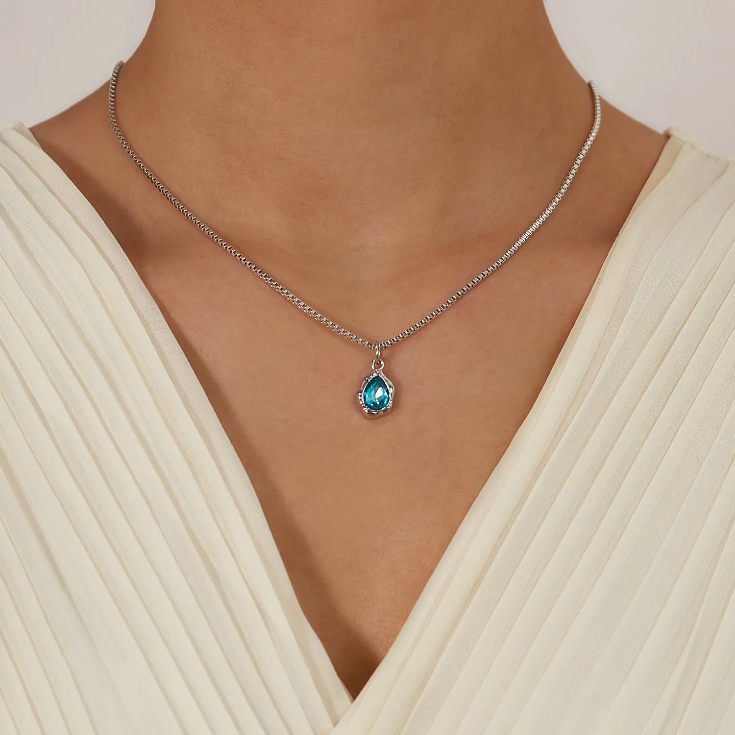 Elegant Women's Teardrop Pendant Necklace with Aquamarine Crystal - Silver Chain Jewelry