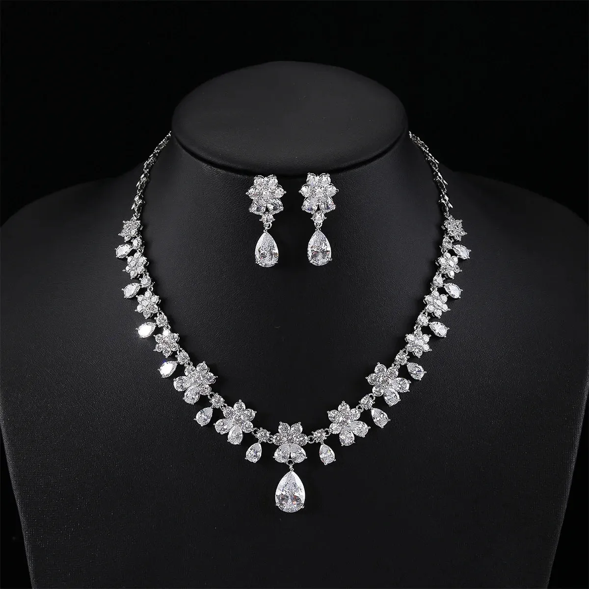 Fashion Bridal Jewelry Set Gorgeous Cubic Zirconia Ladies Party Wedding Flower Necklace Earrings Set  CN11092