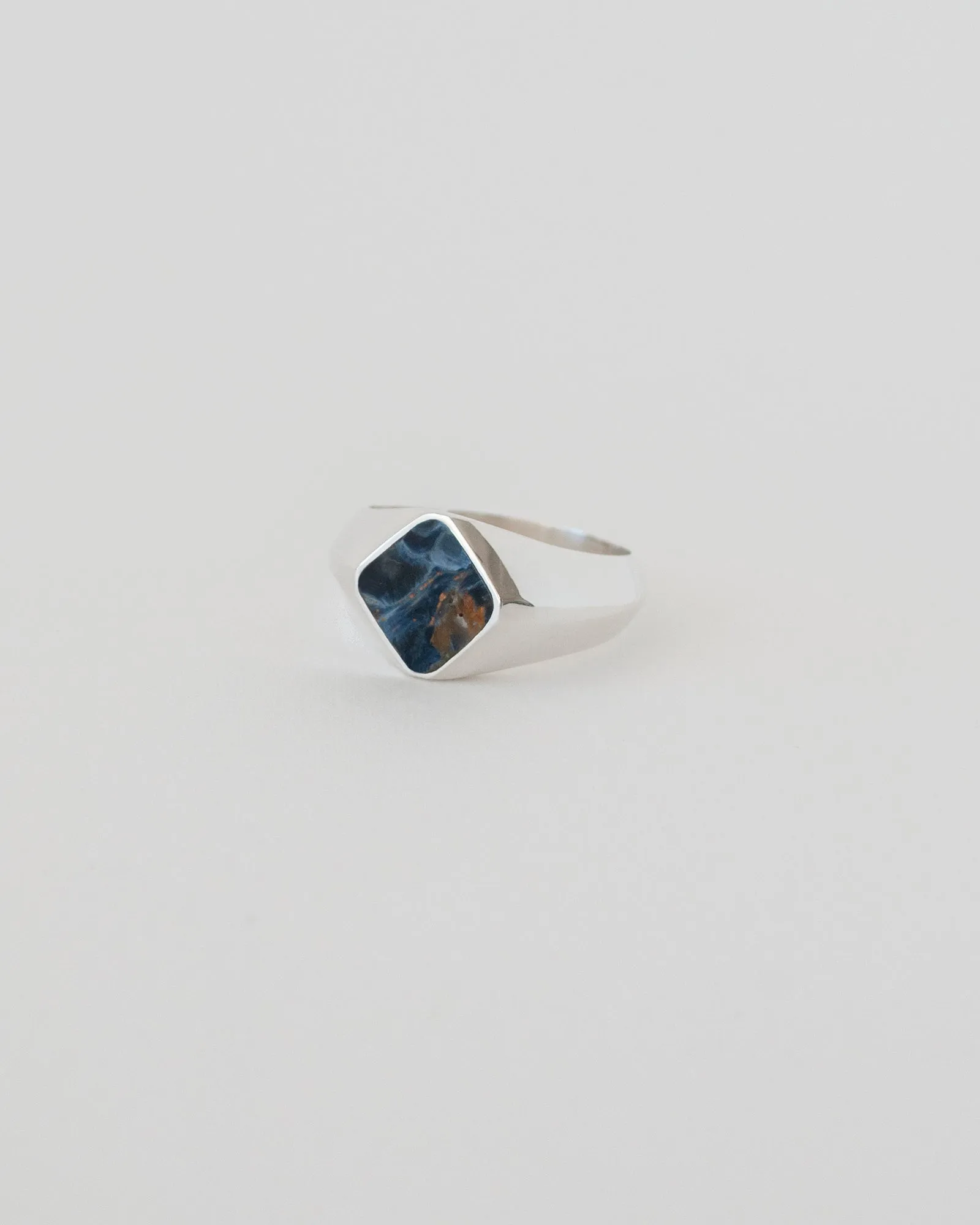 GALACTIC RING | PIETERSITE