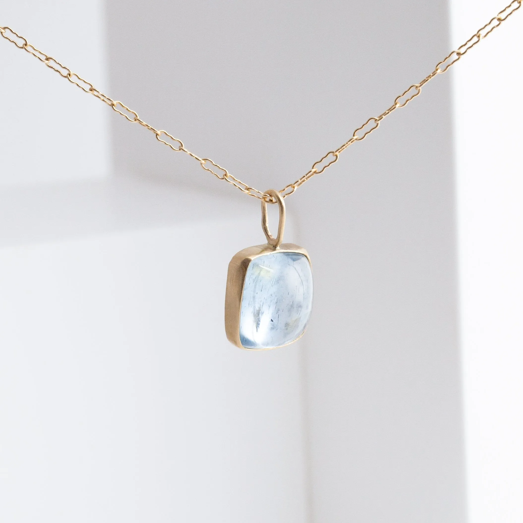 Gallery rectangle moss aquamarine necklace