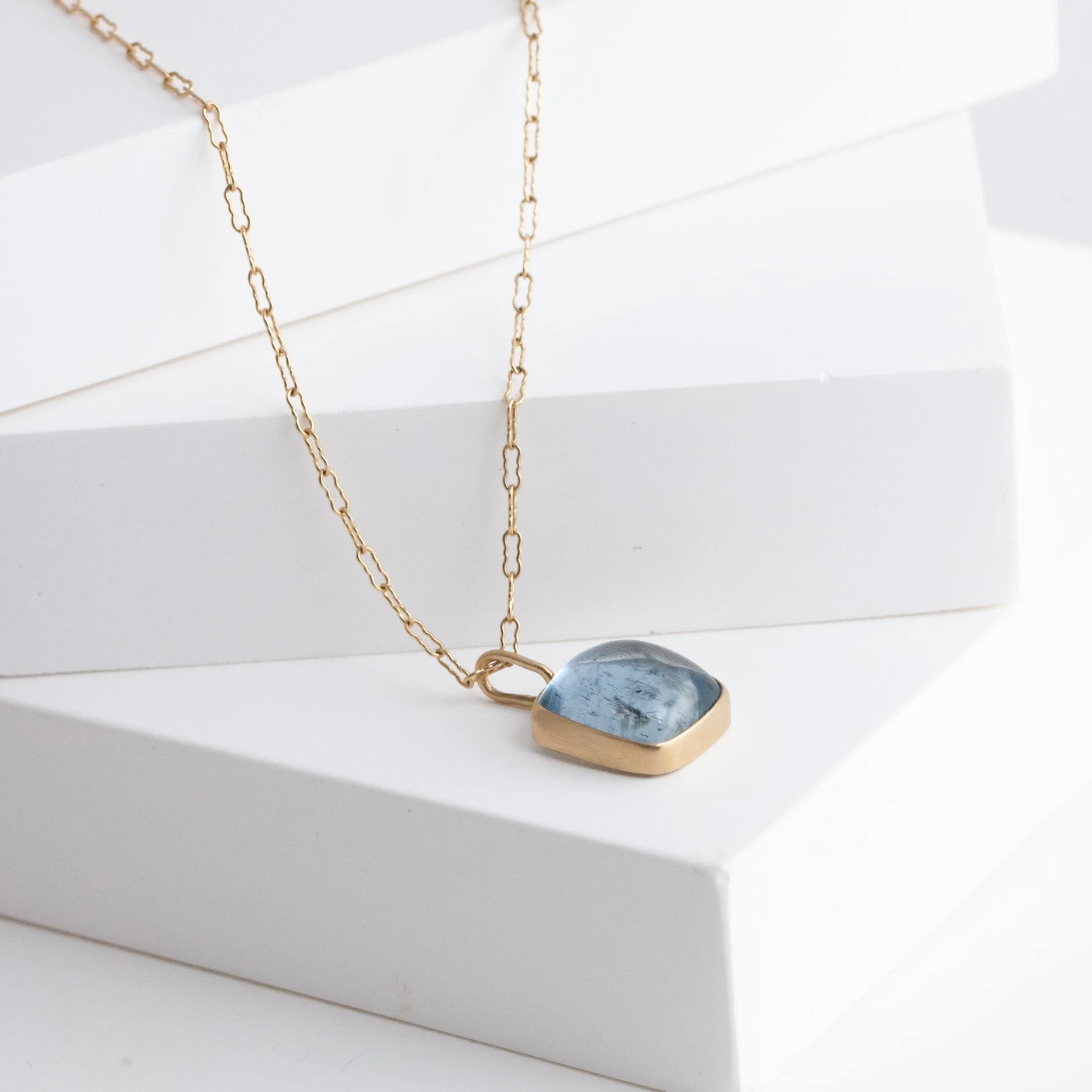 Gallery rectangle moss aquamarine necklace