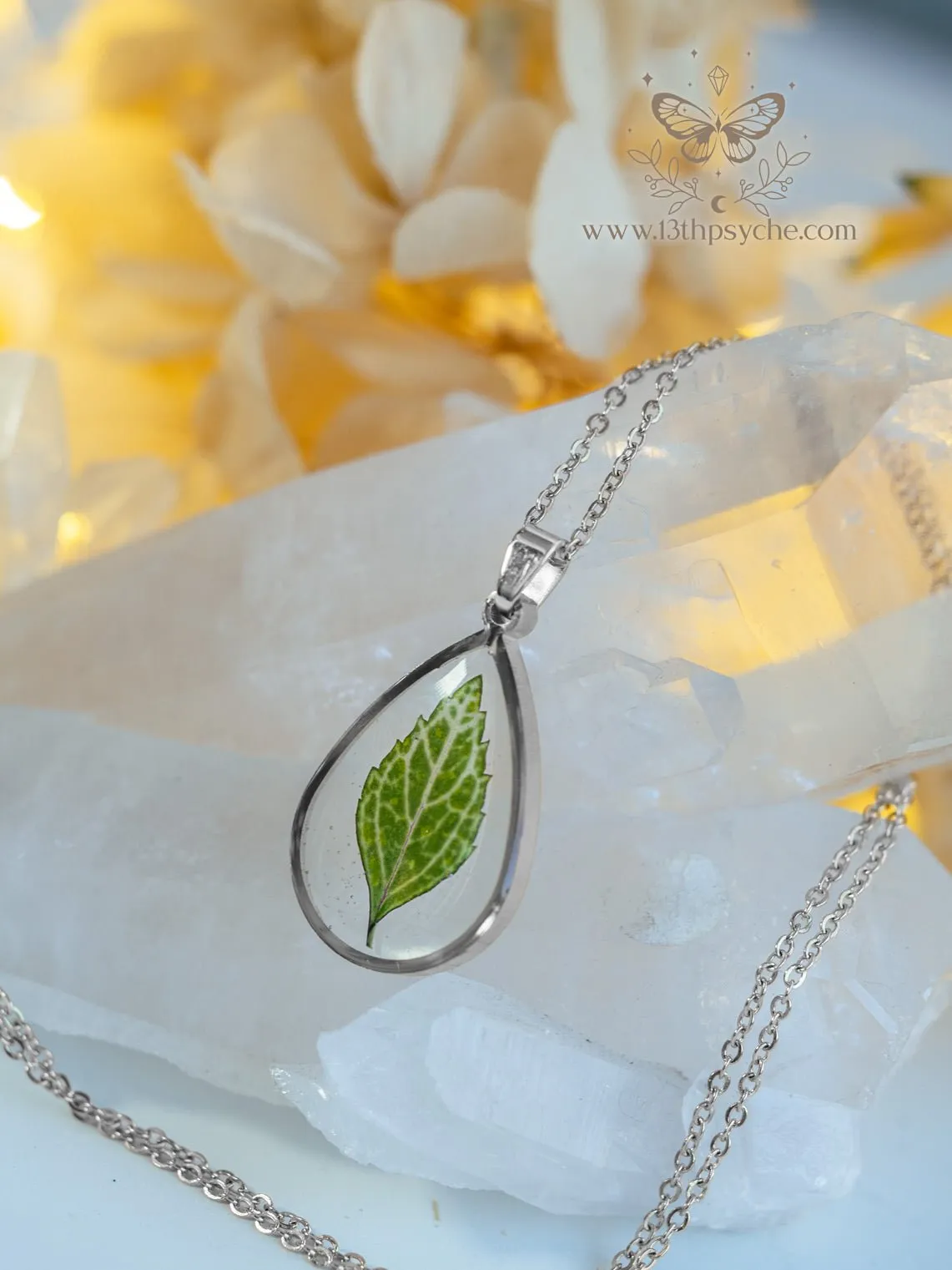 Green dried leaf teardrop resin pendant necklace