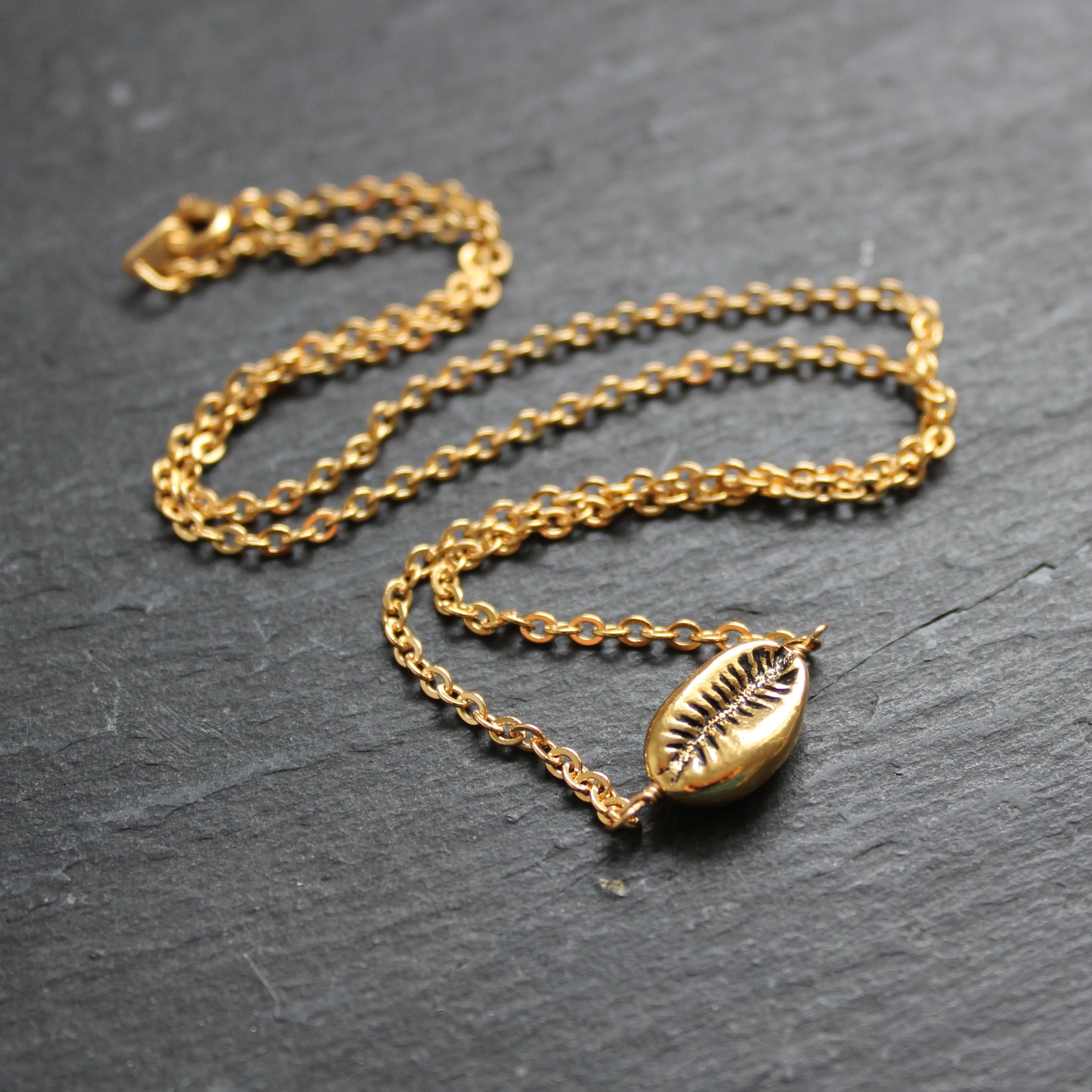 Groatie Buckie Cowrie Shell Necklace in Gold