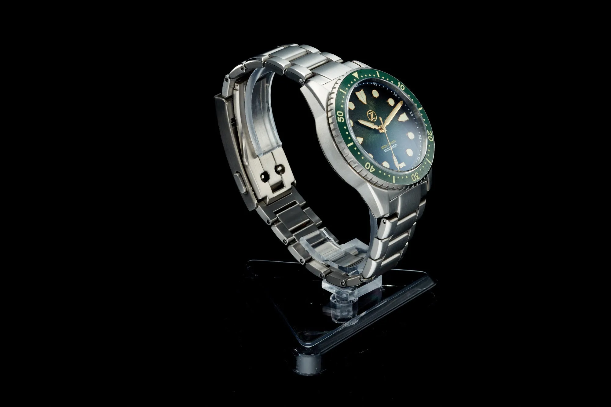 Mako V3 300m Ti 'Antique Green'