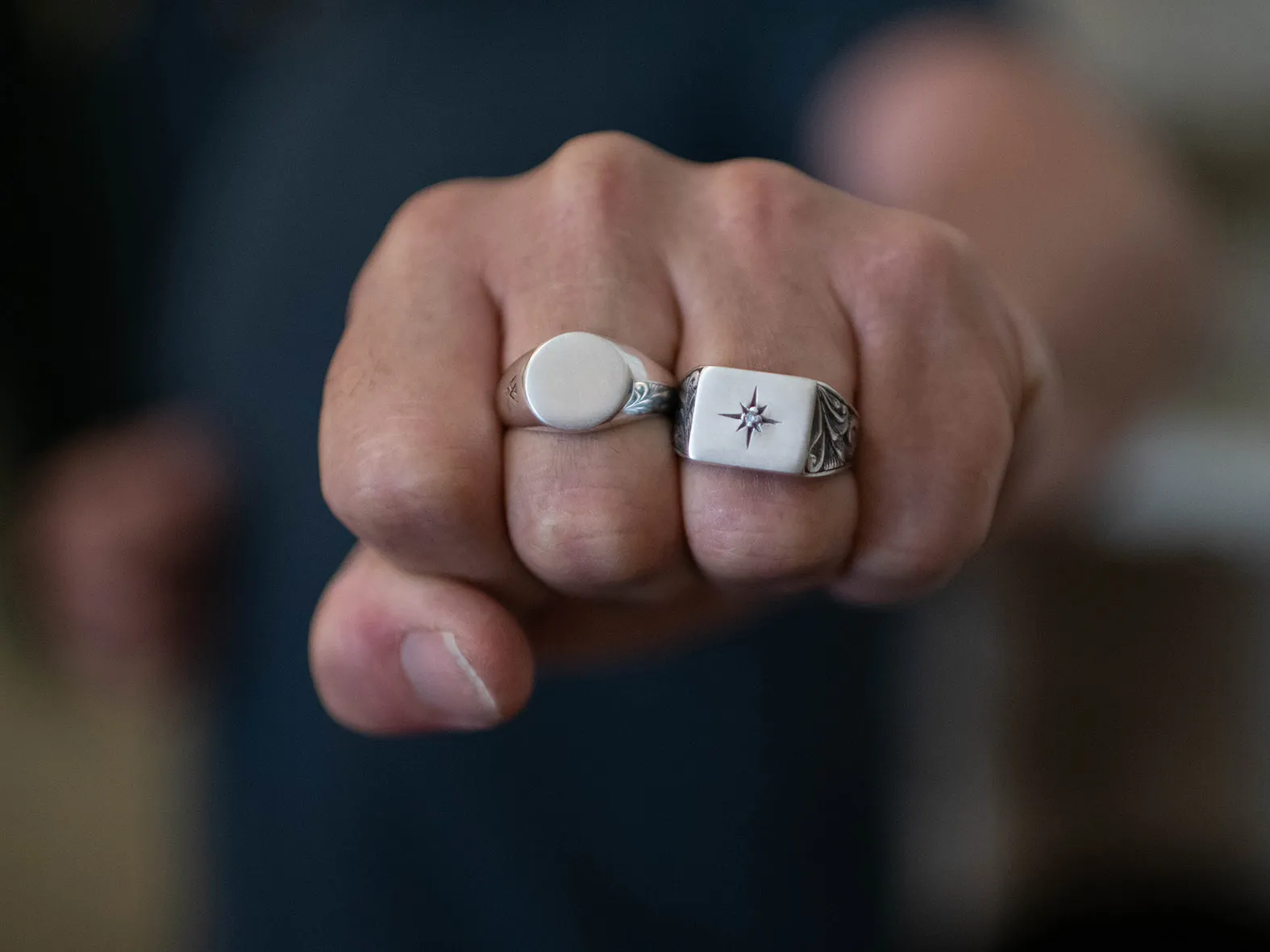 Round Signet Ring. 925 SILVER