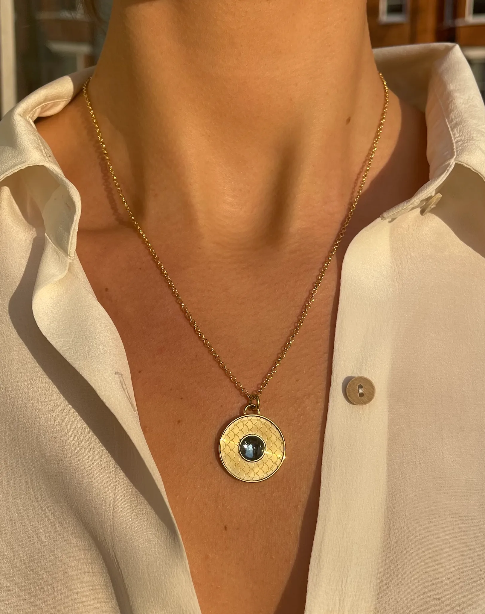 Salamander Cabochon Aquamarine & Gold Necklace