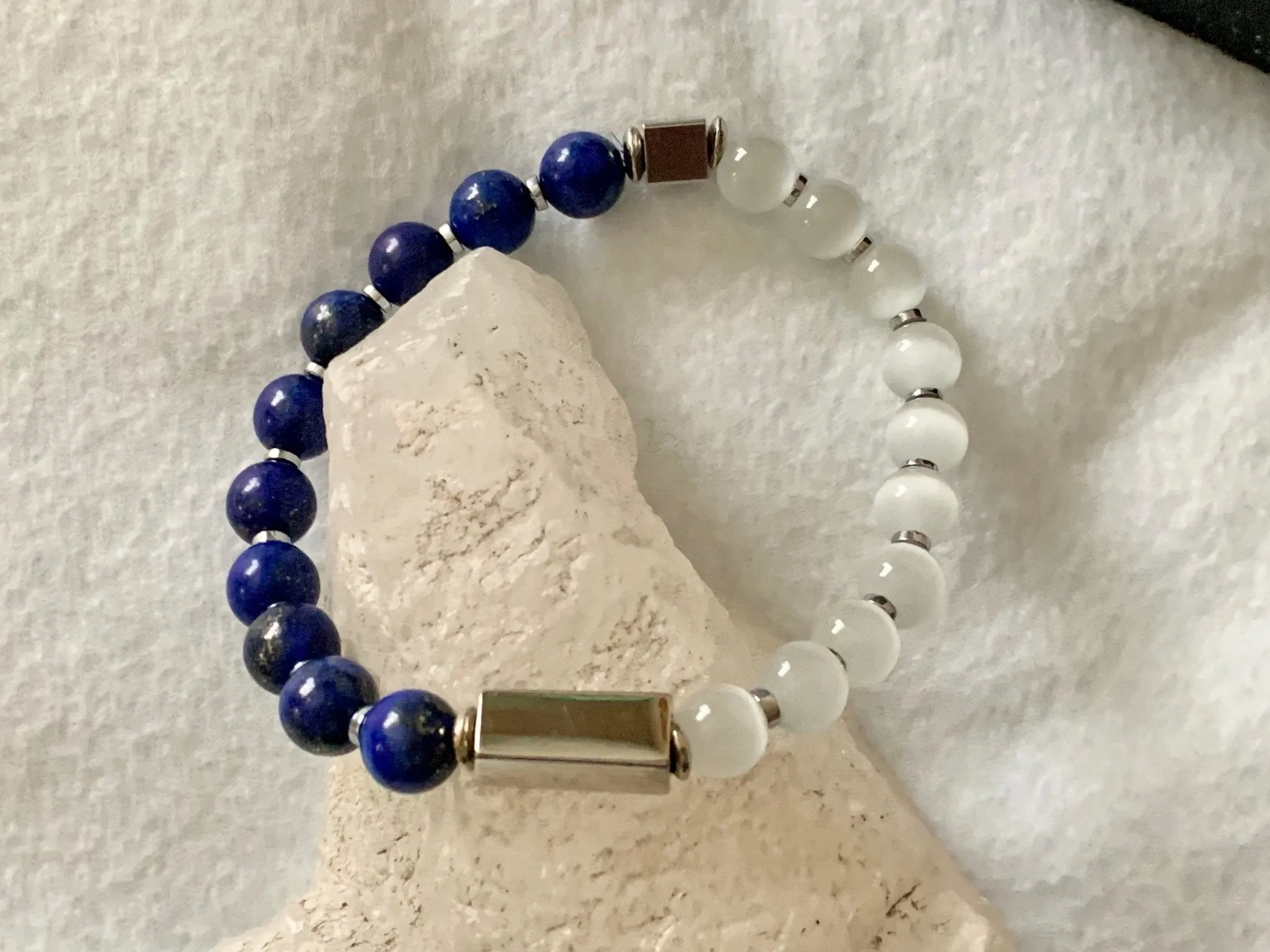 🔴SOLD🔴Kenzo Handmade Lapis Lazuli, Cats Eye, and Hematite Expandable Beaded Bracelet