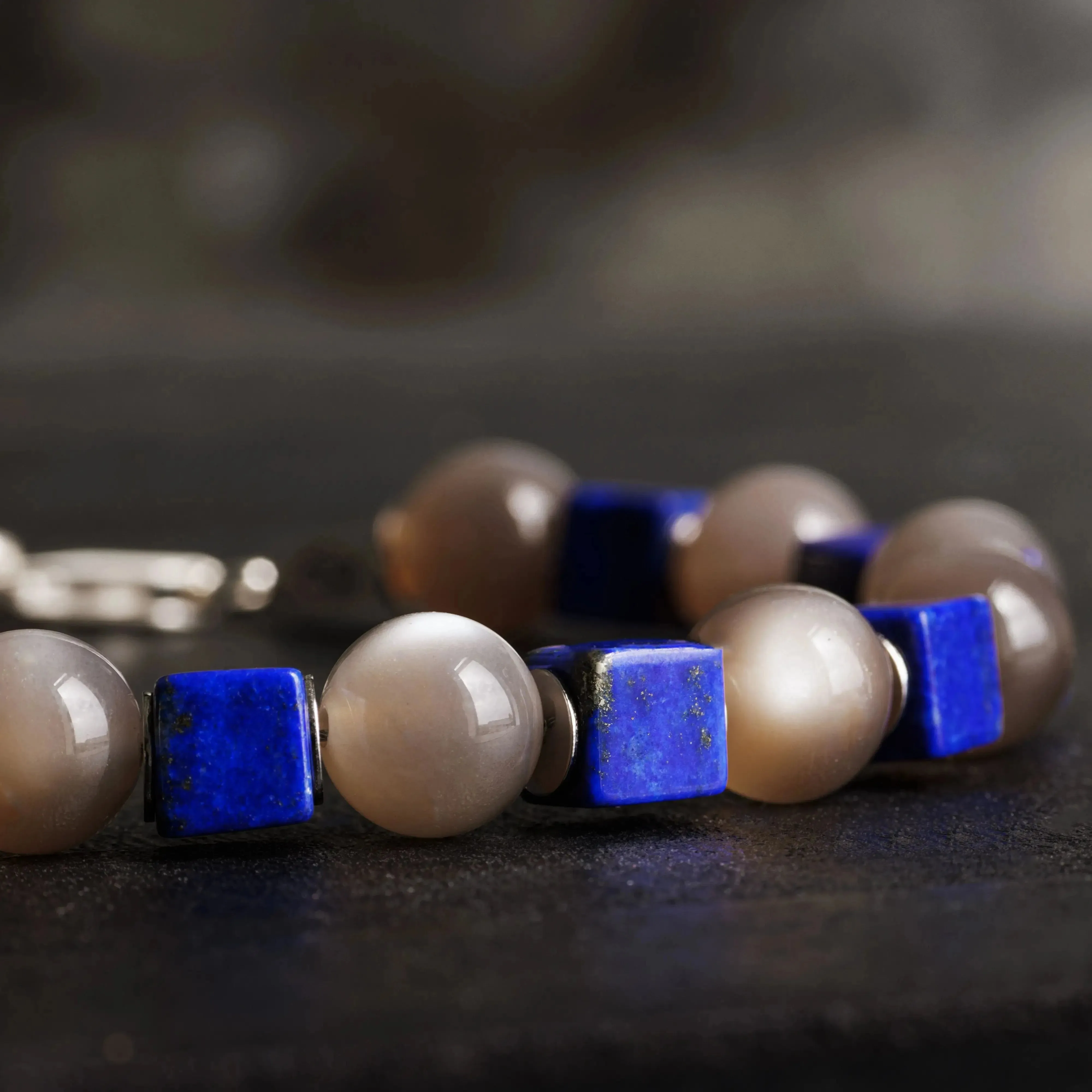 Taupe Moonstone - Lapis Lazuli Bracelet II (6-9mm)