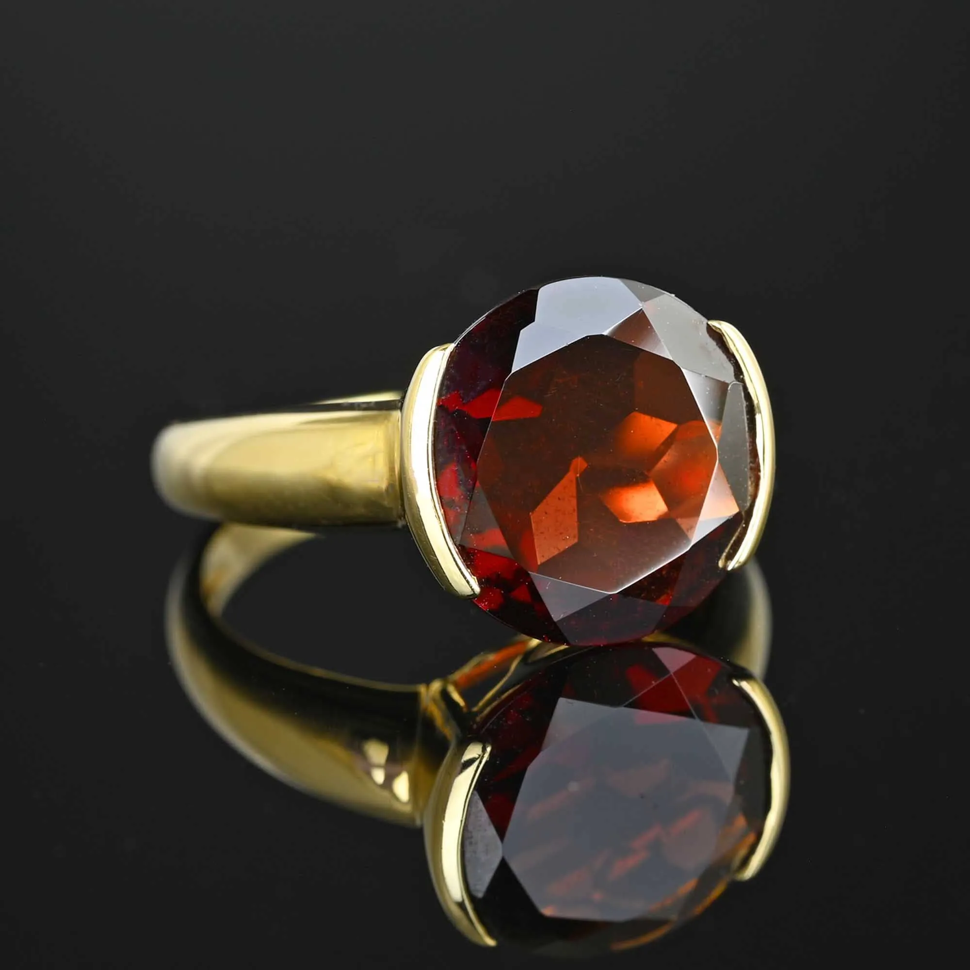 Vintage Signet Style Modernist Garnet Ring in 14K Gold